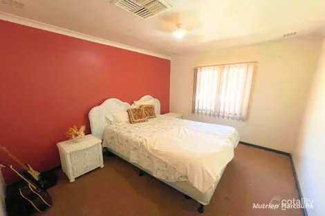 Property photo of 8 Warne Street Merredin WA 6415