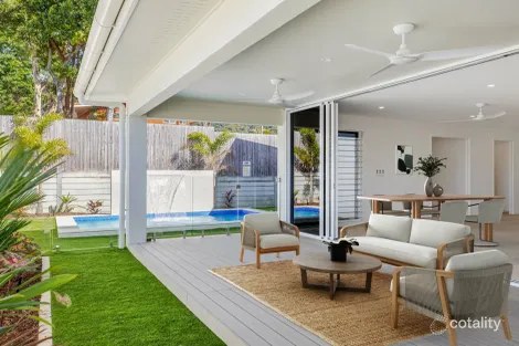 Property photo of 12 Camelia Court Palm Cove QLD 4879