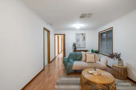 Property photo of 16 Greys Court Oakden SA 5086