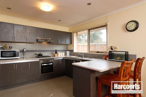 Property photo of 1/5 Sunbird Crescent Carrum Downs VIC 3201