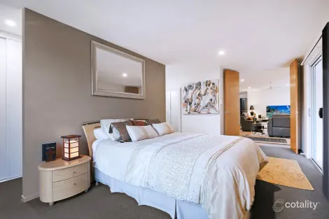 Property photo of 1 Warrego Crescent Murrumba Downs QLD 4503