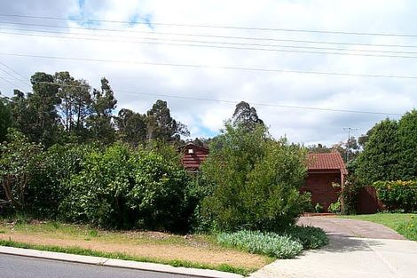 45 Holden Rd, Roleystone, WA 6111