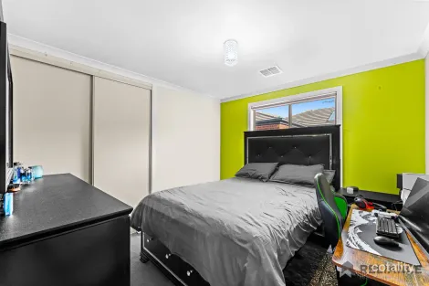 Property photo of 22 Dylan Street Tarneit VIC 3029