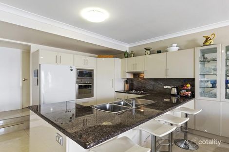 Property photo of 8/3 Lee Road Runaway Bay QLD 4216