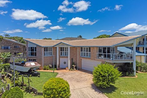 Property photo of 13 Echuca Crescent Banora Point NSW 2486