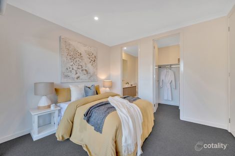 Property photo of 50 Hillview Drive Carrum Downs VIC 3201