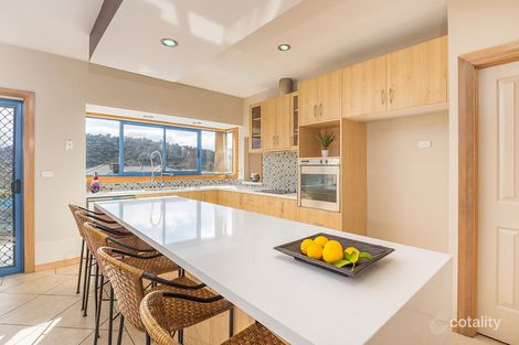 Property photo of 4 Kallista Place Conder ACT 2906