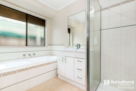 Property photo of 22 Penny Crescent Hoppers Crossing VIC 3029