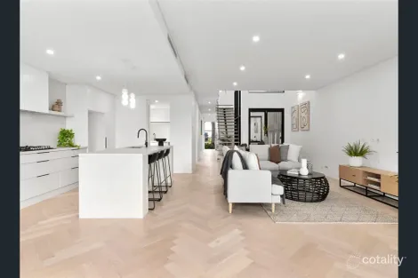 24 Disraeli St, Kew, VIC 3101