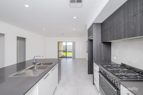 10 Dufferin Rd, Two Rocks, WA 6037