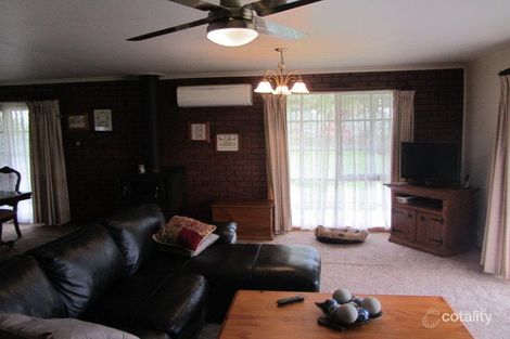 Property photo of 9 Thomas Street Drouin VIC 3818