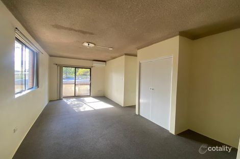 12/26 Chamberlain St, Campbelltown, NSW 2560