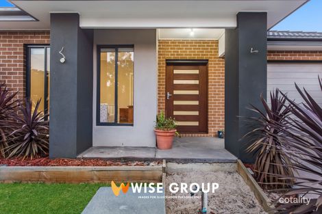 Property photo of 27 Tremont Street Pakenham VIC 3810