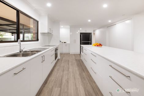 Property photo of 32 McMahon Place West Wodonga VIC 3690
