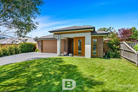 4 Heffernan Ct, Woodend, VIC 3442