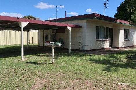 Property photo of 2/20 Old Airport Drive Emerald QLD 4720