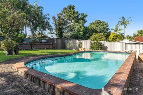 Property photo of 72 Collins Crescent Benowa QLD 4217