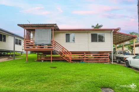 Property photo of 2 Fern Tree Crescent Stapylton QLD 4207