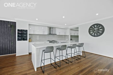 Property photo of 49 Diamond Drive Koo Wee Rup VIC 3981