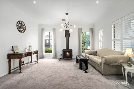 Property photo of 25 Naxos Road Greenvale VIC 3059