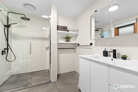 Property photo of 1 Sonja Court Narre Warren VIC 3805