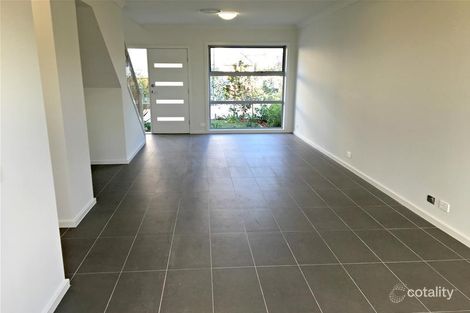 Property photo of 8 Hand Court Moorebank NSW 2170