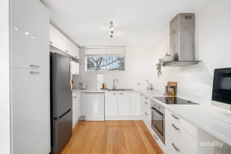 Property photo of 2/57 Collins Street Clayfield QLD 4011