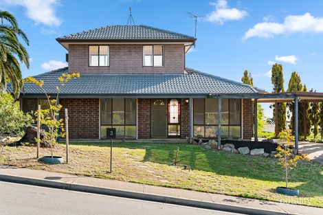 Property photo of 3 Rogana Crescent Hallett Cove SA 5158