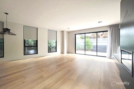 Property photo of 1C Riddell Parade Elsternwick VIC 3185