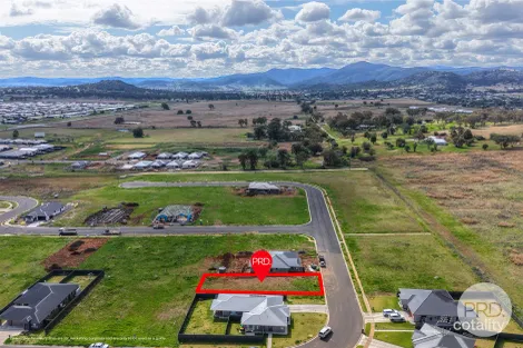 Property photo of 84 Evesham Circuit North Tamworth NSW 2340