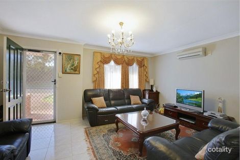 Property photo of 16 Seaeagle Crescent Green Valley NSW 2168