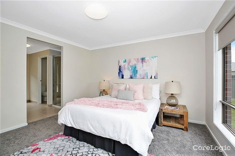Property photo of 2 Jarver Close Colac VIC 3250