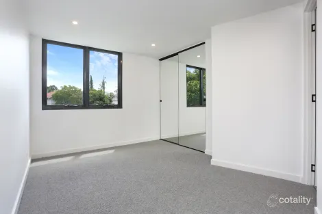 Property photo of 2/312 Pascoe Vale Road Essendon VIC 3040