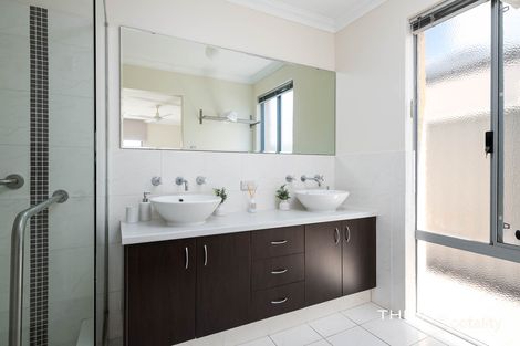 Property photo of 8A Ferndene Mews Hillarys WA 6025
