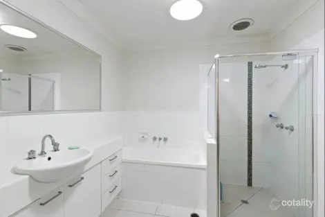 Property photo of 15/30-42 Fleet Drive Kippa-Ring QLD 4021