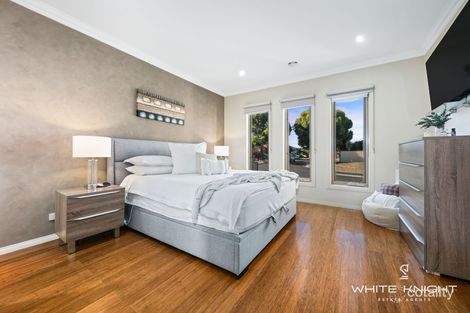 Property photo of 11 Manny Paul Circuit Burnside Heights VIC 3023