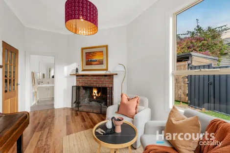 Property photo of 44 Haughton Road Oakleigh VIC 3166