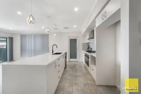 Property photo of 11 Apiary Street Austral NSW 2179