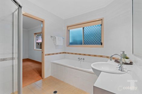 Property photo of 39 Chester Road Eight Mile Plains QLD 4113