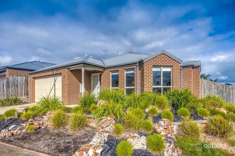 Property photo of 2 Range Way Moe VIC 3825