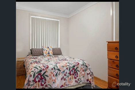 Property photo of 25 First Avenue Macquarie Fields NSW 2564
