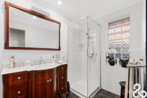 Property photo of 33 Ironbark Drive Templestowe Lower VIC 3107
