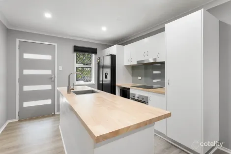 Property photo of 4/10 Veronica Court Kallangur QLD 4503