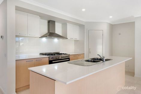 Property photo of 8 Dodson Drive Point Cook VIC 3030