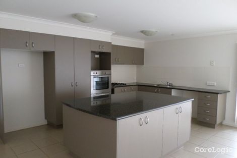 Property photo of 7 Hasluck Gardens Point Cook VIC 3030