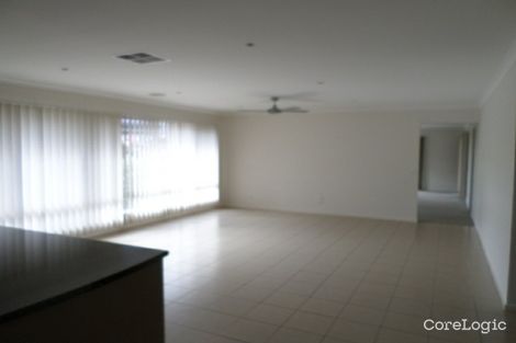 Property photo of 7 Hasluck Gardens Point Cook VIC 3030