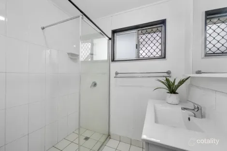 Property photo of 16 Pompeii Street Kelso QLD 4815