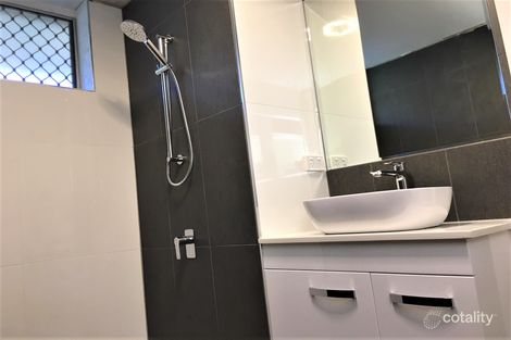 Property photo of 1/53 Nicklin Street Coorparoo QLD 4151