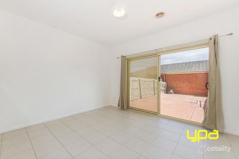 Property photo of 20 The Glades Taylors Hill VIC 3037