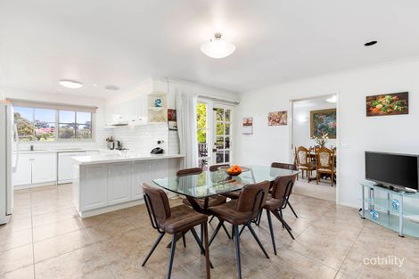 Property photo of 6 Dowling Grove Doncaster East VIC 3109